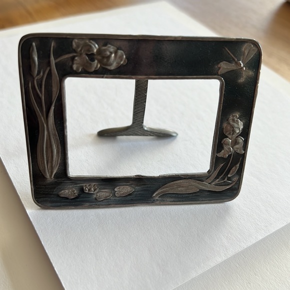 Enamel pewter mini picture frame - Picture 7 of 10